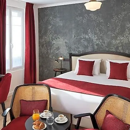 Romantic & 4*